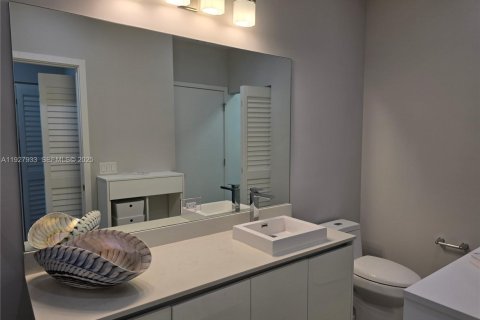 Снять в аренду кондоминиум в Майами, Флорида 1 спальня, 62.71м2, № 1988156 - фото 8