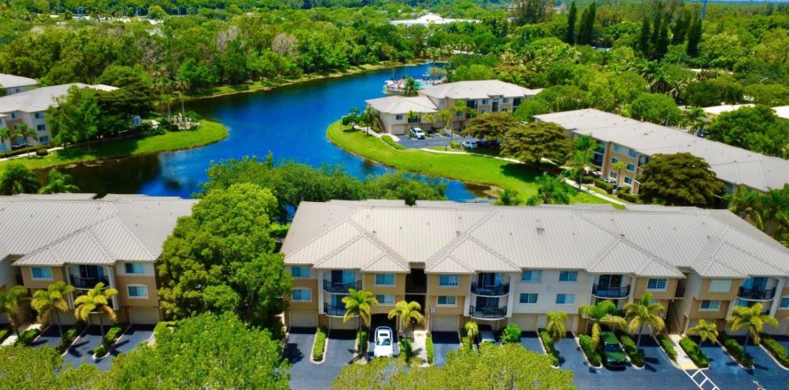 Condo à Royal Palm Beach, Floride, 2 chambres  № 2387861