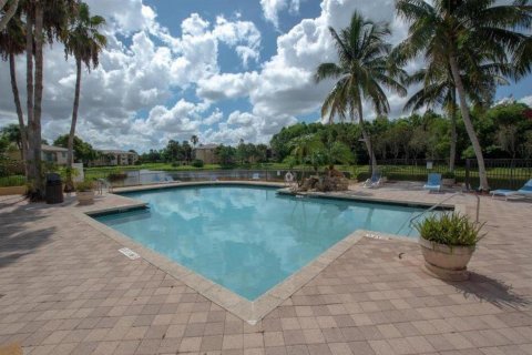 Copropriété à louer à Royal Palm Beach, Floride: 2 chambres, 99.87 m2 № 2387861 - photo 18