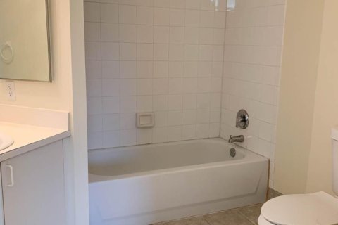 Copropriété à louer à Royal Palm Beach, Floride: 2 chambres, 99.87 m2 № 2387861 - photo 13
