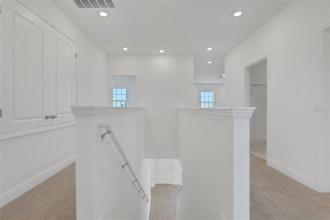 Casa en venta en Apopka, Florida, 4 dormitorios, 260.78 m2 № 1547196 - foto 22