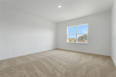 House in Apopka, Florida 4 bedrooms, 260.78 sq.m. № 1547196 - photo 12