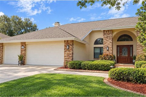 Casa en Clearwater, Florida 4 dormitorios, 290.41 m2 № 2383463