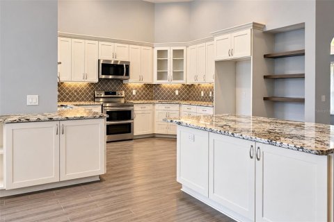 Casa en venta en Clearwater, Florida, 4 dormitorios, 290.41 m2 № 2383463 - foto 17