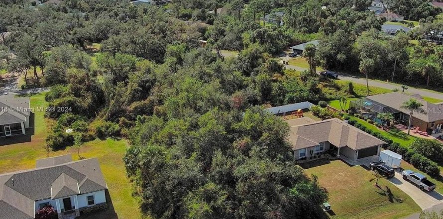 Land in North Port, Florida № 2164301