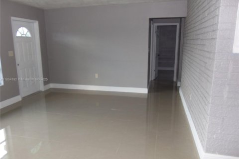 Villa ou maison à vendre à Sunrise, Floride: 3 chambres, 126.81 m2 № 1981633 - photo 4