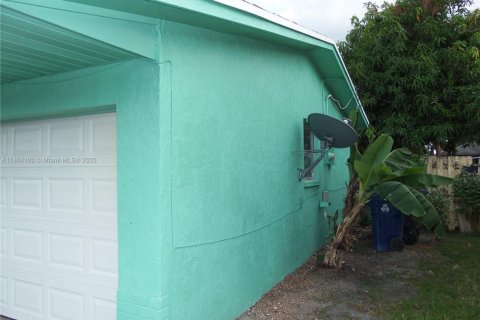 Villa ou maison à vendre à Sunrise, Floride: 3 chambres, 126.81 m2 № 1981633 - photo 19