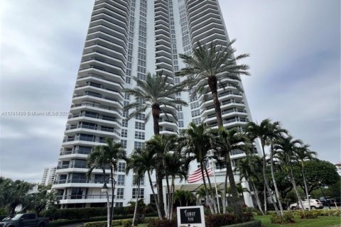 Condo in Aventura, Florida, 2 bedrooms  № 1859770 - photo 2