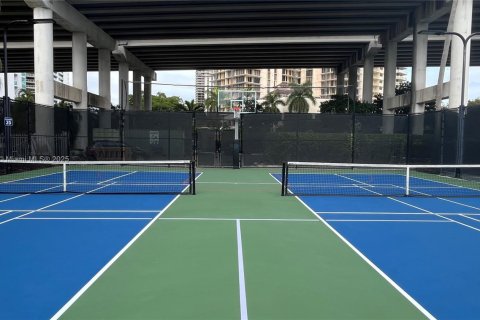 Condo in Aventura, Florida, 2 bedrooms  № 1859770 - photo 29