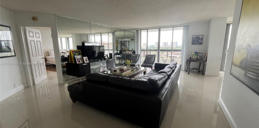 Condo in Aventura, Florida, 2 bedrooms  № 1859770