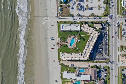 Condo in New Smyrna Beach, Florida, 1 bedroom  № 2124691 - photo 20