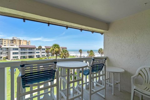 Condo in New Smyrna Beach, Florida, 1 bedroom  № 2124691 - photo 2