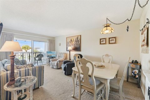 Condo in New Smyrna Beach, Florida, 1 bedroom  № 2124691 - photo 9