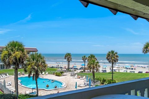 Condo in New Smyrna Beach, Florida, 1 bedroom  № 2124691 - photo 3