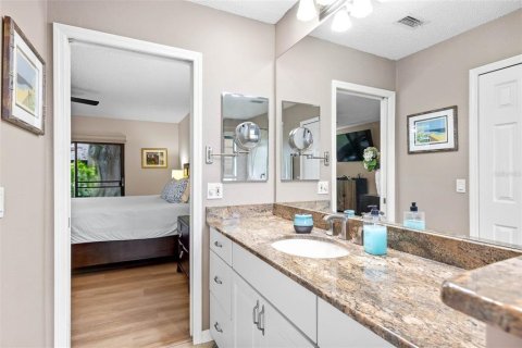 Casa en venta en Palm Harbor, Florida, 2 dormitorios, 120.59 m2 № 2386549 - foto 18