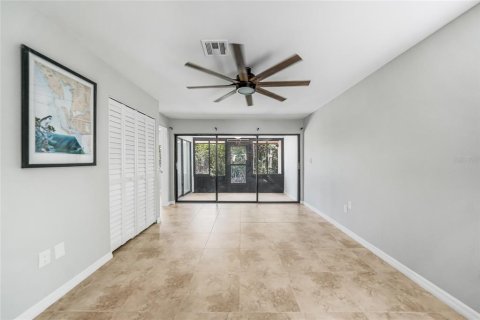 Copropriété à vendre à Punta Gorda, Floride: 2 chambres, 76.64 m2 № 1631477 - photo 10