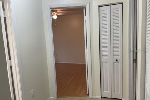 Villa ou maison à vendre à Sarasota, Floride: 2 chambres, 86.96 m2 № 1883322 - photo 12