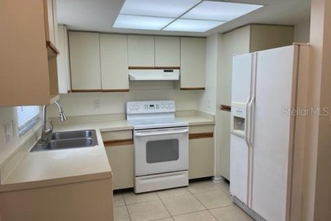 Villa ou maison à vendre à Sarasota, Floride: 2 chambres, 86.96 m2 № 1883322 - photo 3