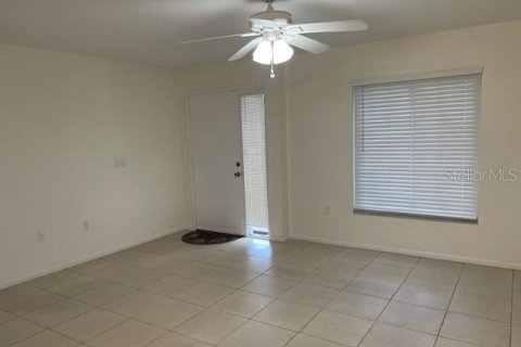 Villa ou maison à vendre à Sarasota, Floride: 2 chambres, 86.96 m2 № 1883322 - photo 5