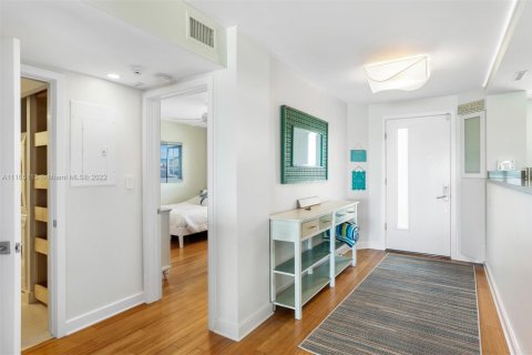 Condo in Jupiter, Florida, 2 bedrooms  № 2182847 - photo 3