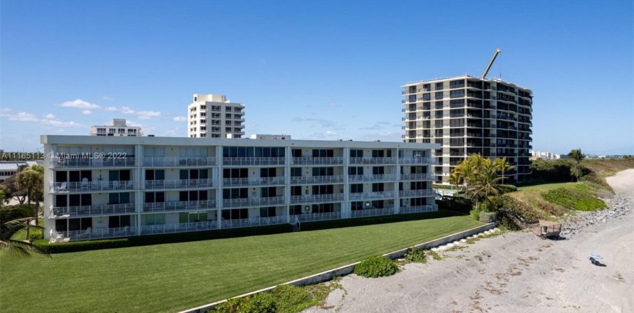 Condo in Jupiter, Florida, 2 bedrooms  № 2182847