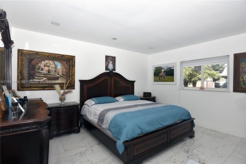 Casa en venta en Miami, Florida, 3 dormitorios, 176.98 m2 № 2011379 - foto 22