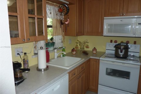 Condominio en venta en Sunrise, Florida, 1 dormitorio, 79.9 m2 № 1692285 - foto 25