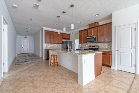Villa ou maison à vendre à Orlando, Floride: 4 chambres, 194.35 m2 № 2309000 - photo 11