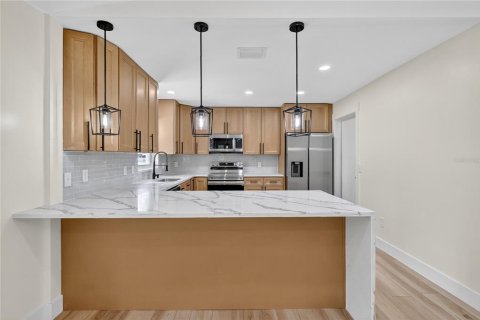 Casa en alquiler en Wesley Chapel, Florida, 4 dormitorios, 151.9 m2 № 1854418 - foto 5