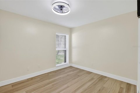 Casa en alquiler en Wesley Chapel, Florida, 4 dormitorios, 151.9 m2 № 1854418 - foto 24
