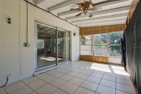 House in Deltona, Florida 2 bedrooms, 123.19 sq.m. № 2222820 - photo 21