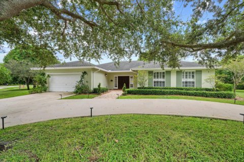 House in Wellington, Florida 3 bedrooms, 220.74 sq.m. № 2158442