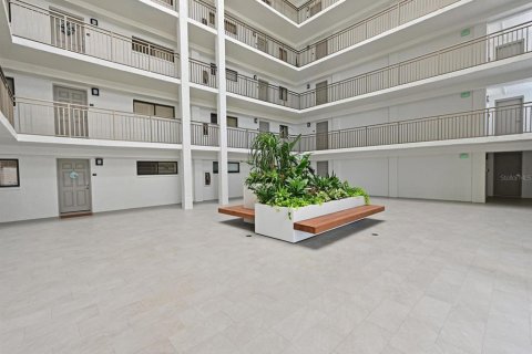 Condominio en venta en Sarasota, Florida, 3 dormitorios, 163.79 m2 № 1855711 - foto 7