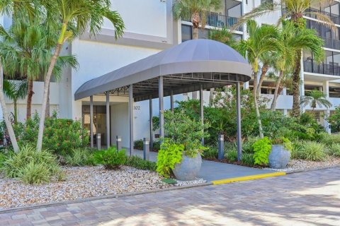 Condominio en venta en Sarasota, Florida, 3 dormitorios, 163.79 m2 № 1855711 - foto 1