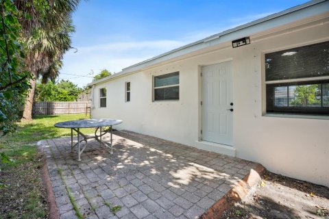 House in West Palm Beach, Florida 3 bedrooms, 130.06 sq.m. № 2177602 - photo 27