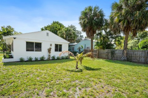 House in West Palm Beach, Florida 3 bedrooms, 130.06 sq.m. № 2177602 - photo 24