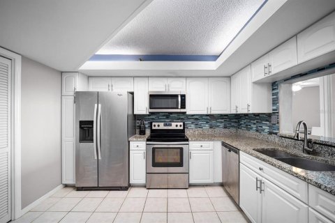 Copropriété à vendre à Clearwater, Floride: 2 chambres, 106.84 m2 № 2399257 - photo 10