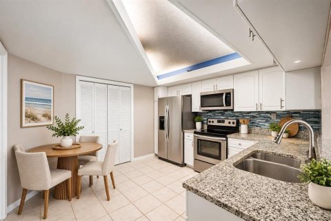 Copropriété à vendre à Clearwater, Floride: 2 chambres, 106.84 m2 № 2399257 - photo 12