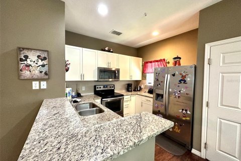 Touwnhouse à vendre à Kissimmee, Floride: 4 chambres, 157.38 m2 № 1562477 - photo 2