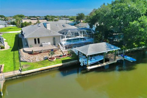 Casa en venta en Palm Coast, Florida, 4 dormitorios, 252.6 m2 № 1747036 - foto 2