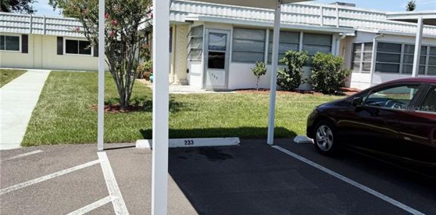 Condo in Sun City Center, Florida, 1 bedroom № 1849608