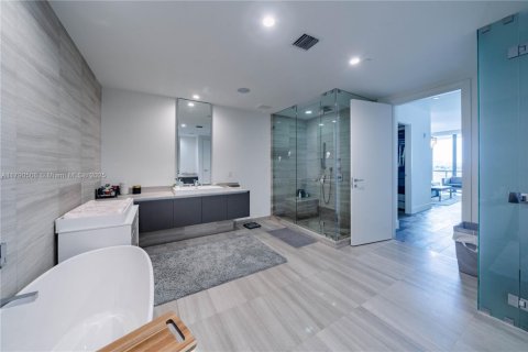 Condo in Aventura, Florida, 3 bedrooms  № 1863578 - photo 26