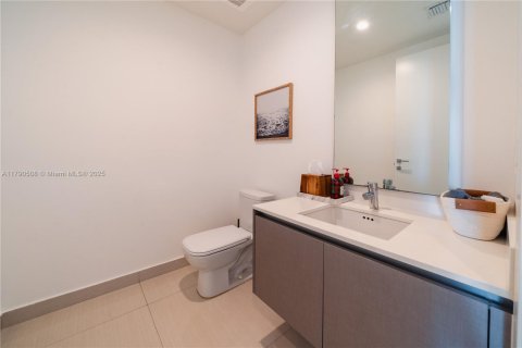 Condo in Aventura, Florida, 3 bedrooms  № 1863578 - photo 13
