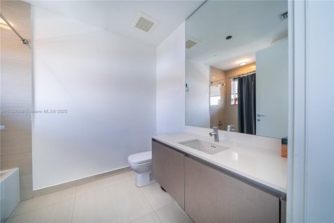 Condo in Aventura, Florida, 3 bedrooms  № 1863578 - photo 17