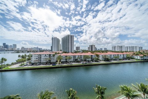 Condo in Aventura, Florida, 3 bedrooms  № 1863578 - photo 3