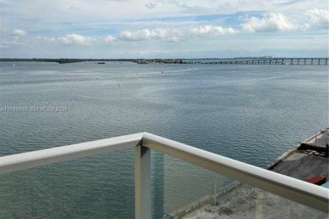 Condominio en alquiler en Miami, Florida, 1 dormitorio, 69.68 m2 № 2007132 - foto 21