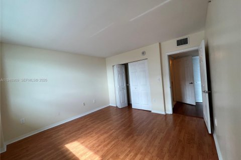 Снять в аренду кондоминиум в Майами, Флорида 1 спальня, 69.68м2, № 2007132 - фото 13