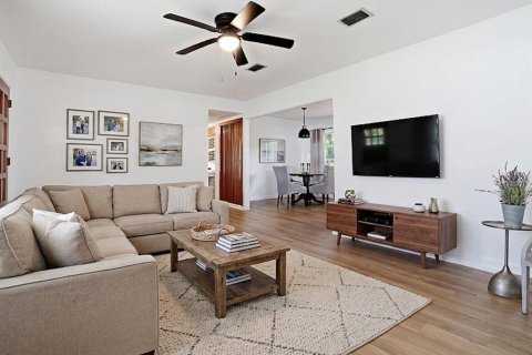Casa en venta en Mount Dora, Florida, 2 dormitorios, 116.13 m2 № 2296296 - foto 5