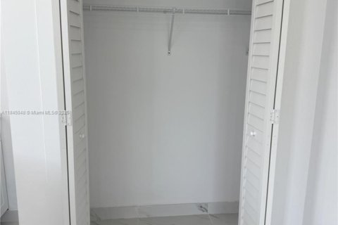 Appartement à louer à Miami, Floride: 37.16 m2 № 1840773 - photo 8