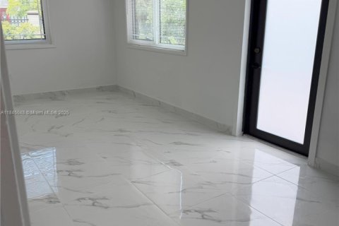 Appartement à louer à Miami, Floride: 37.16 m2 № 1840773 - photo 4
